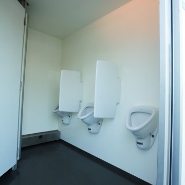 Herenzijde in VIP Toiletcontainer
