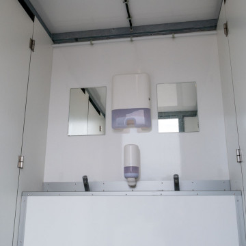 Douchecontainer4 01 5